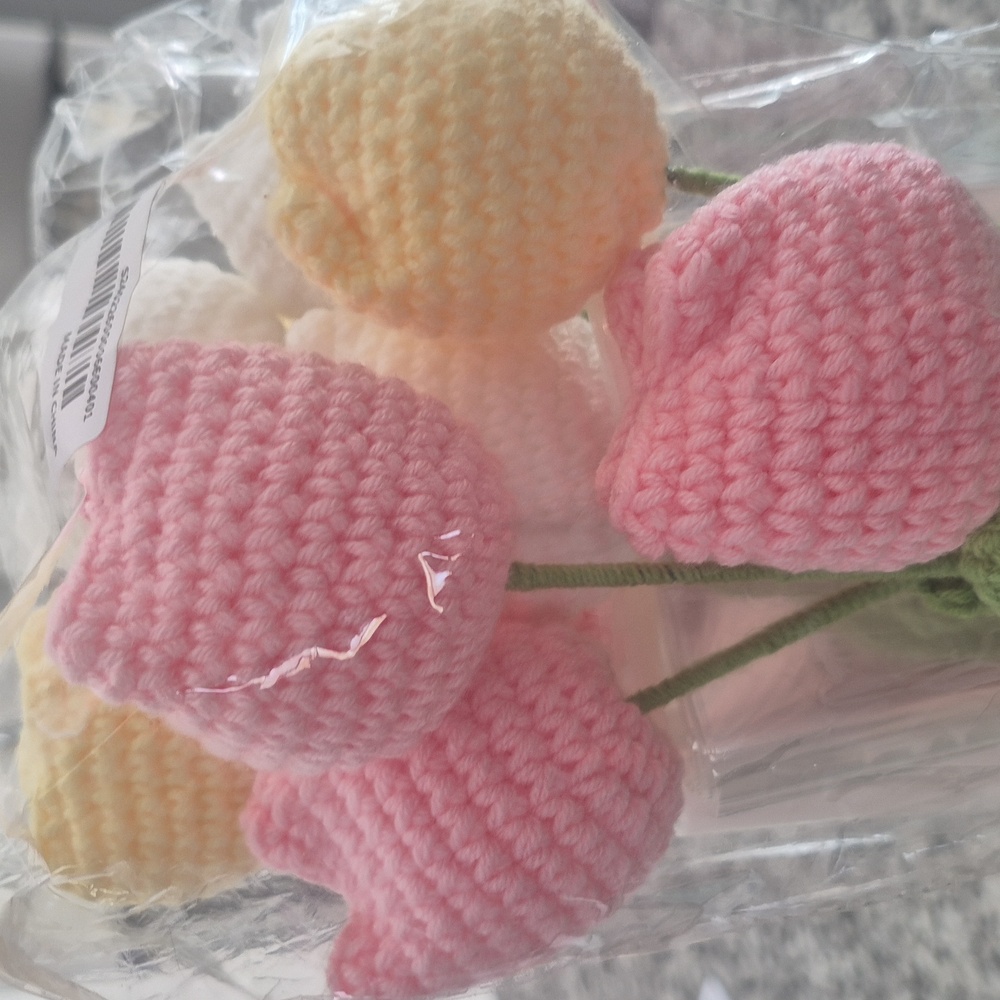 Crocheted Flower Bouquet - Picture 5 of 5